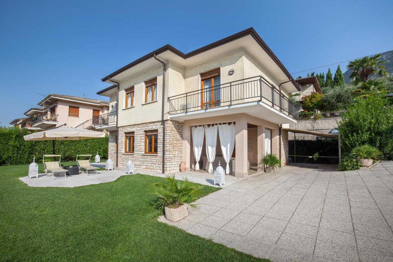 Villa Viola-Comoda Villetta A Caprino Veronese Zewnętrze zdjęcie