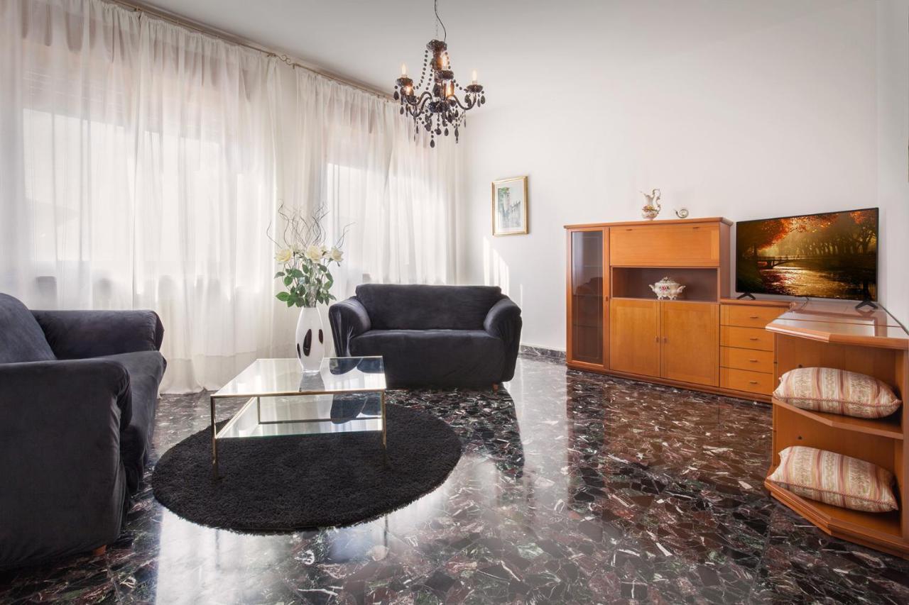 Villa Viola-Comoda Villetta A Caprino Veronese Zewnętrze zdjęcie